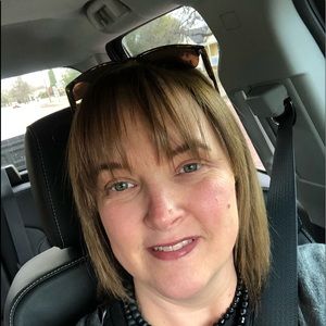 Meet your Posher, Lakay